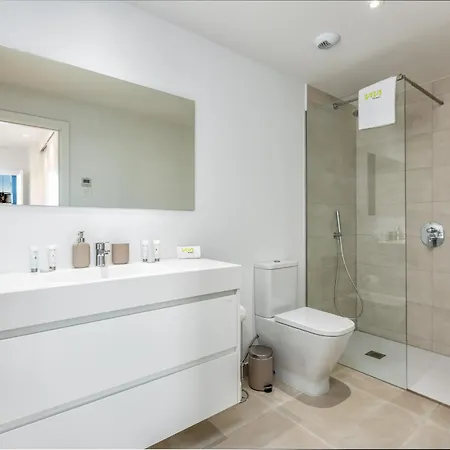 Vivi Homes - Carma Pool, Terrace, Garden &
