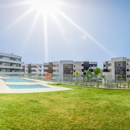 Apartment Vivi Homes - Carma Pool, Terrace, Garden &